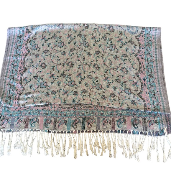 NWOT Pashmina wrap - Picture 1 of 7